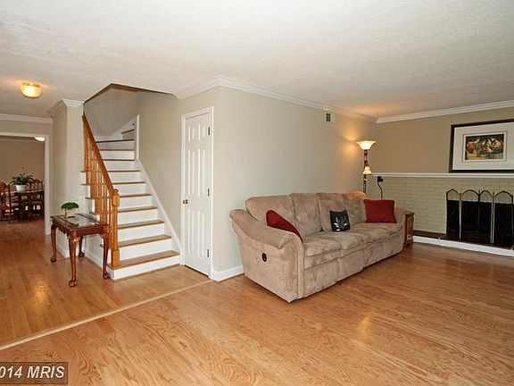 2nd image of 4020 Olley Ln