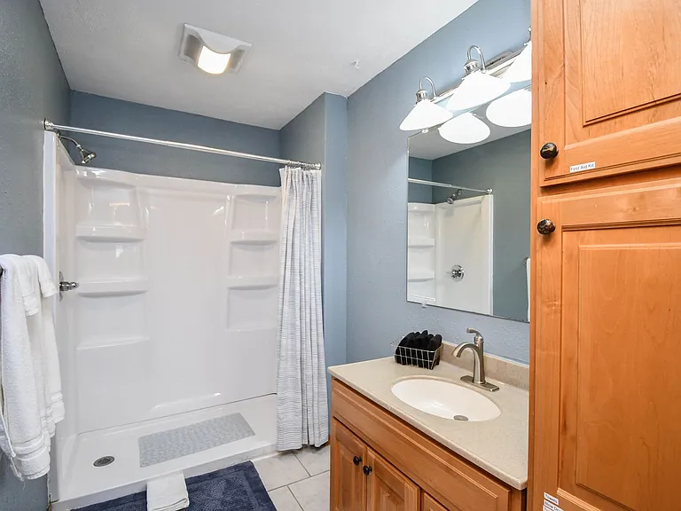 103 Perry Ln — Photo 21