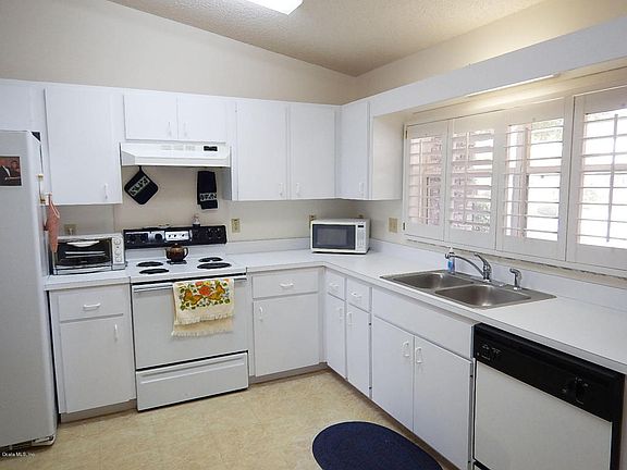 3rd image of 9354 SW 97th Ln Unit B