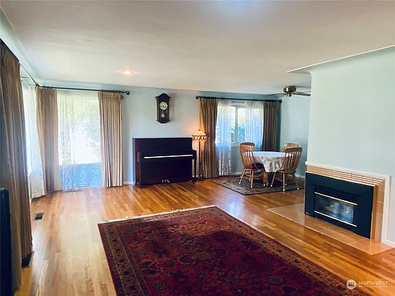 5th image of 515 Vista Avenue SE