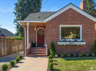 8007 Wallingford Avenue N, Seattle, WA 98103