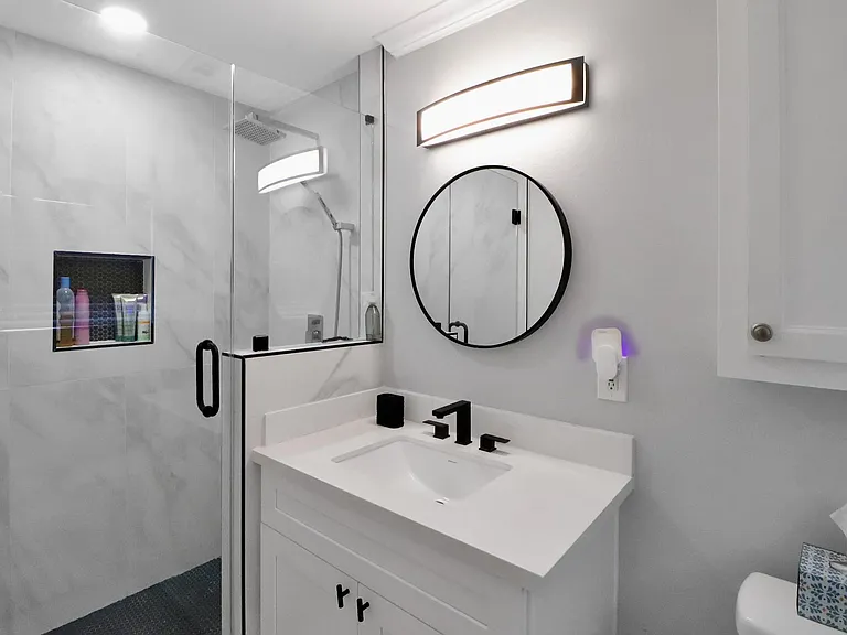 6111 Shadow Crest St — Photo 10