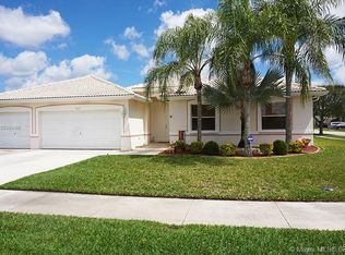 5607 NW 109th Way, Coral Springs, FL 33076