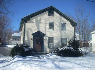 11 Field St, Dalton, MA 01226