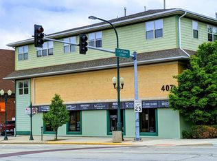 407 W State St SUITE 3, Sycamore, IL 60178