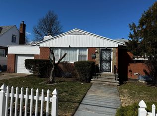 219-19 112th Rd, Queens Village, NY 11429