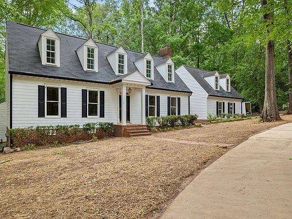 3rd image of 2116 Purnell Rd