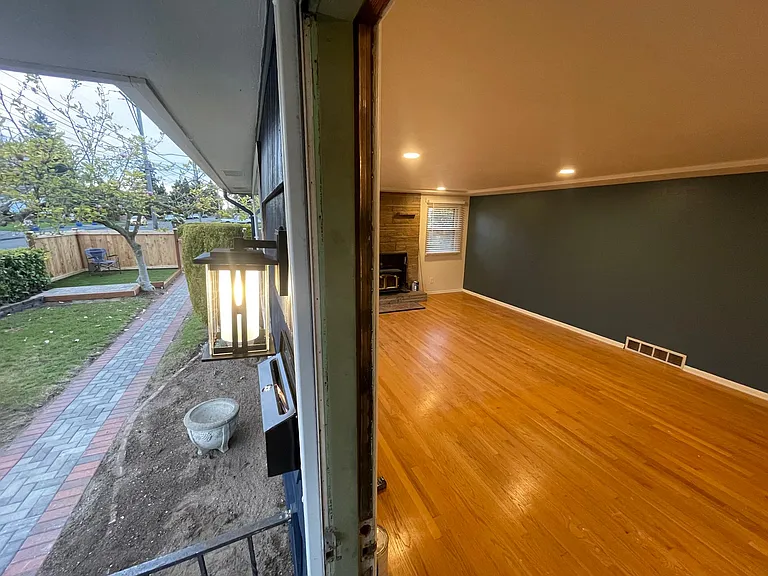 1101 S Madison St #A — Photo 3