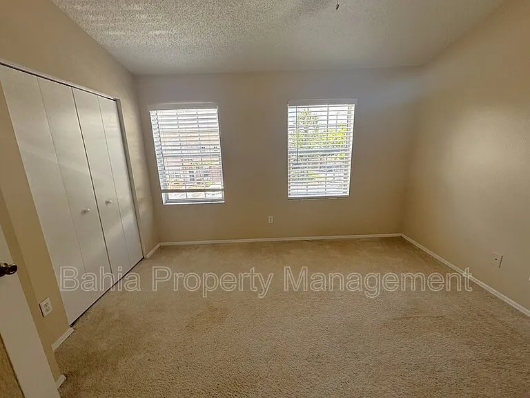6235 Bayside Key Dr — Photo 10