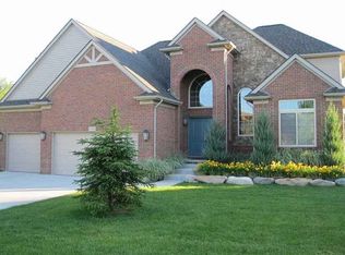 67868 Chesapeake Dr, Washington, MI 48095