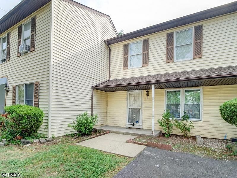 1st image of 338 Littleton Ave #1202