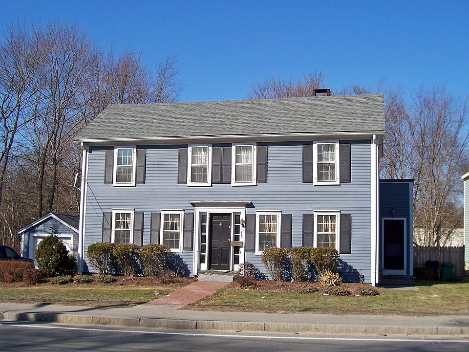 Welcome to 260 Market Street in Rockland