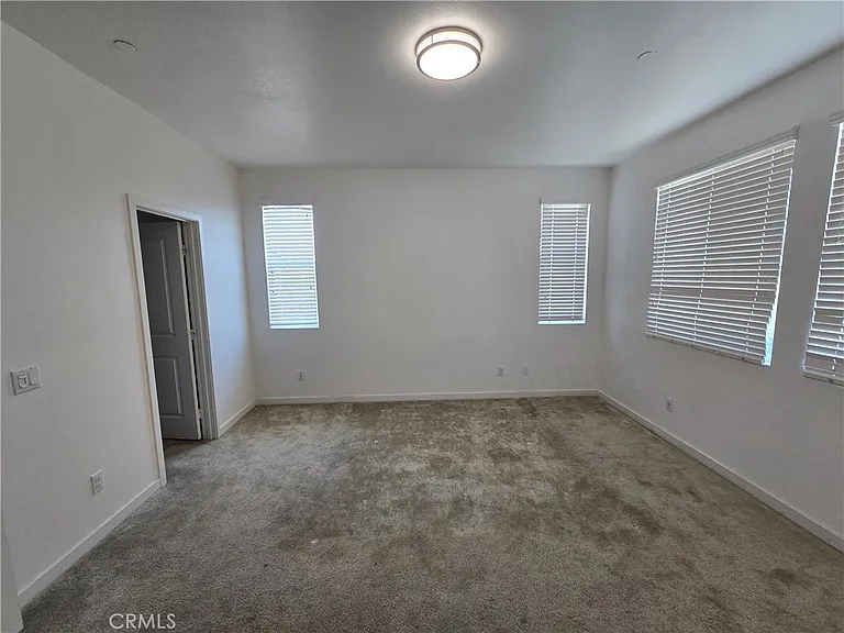35389 Aubrey Ln — Photo 8