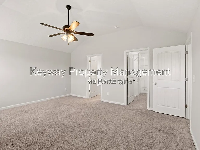 221 Ducal St — Photo 10