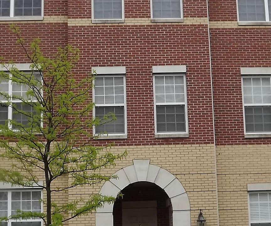 1st image of 43663 McDowell Sq #0