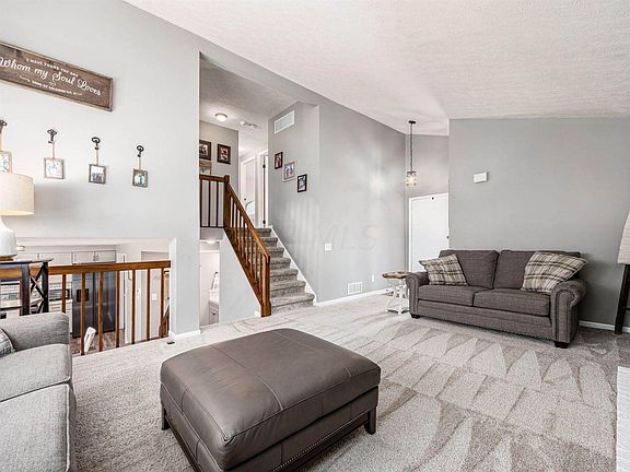 3rd image of 3793 Ravens Glen Dr
