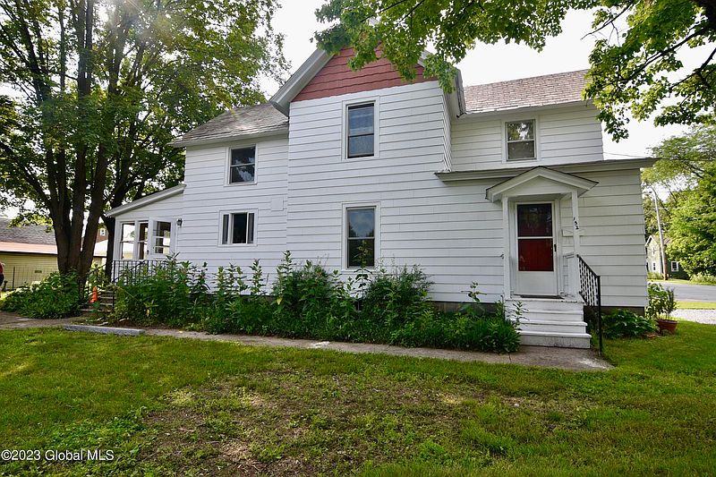2nd image of 152 Hudson Street