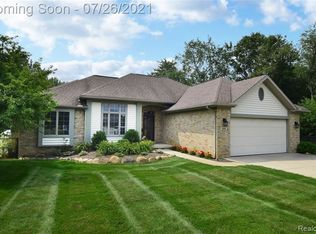 222 Silver Lake Rd, Linden, MI 48451