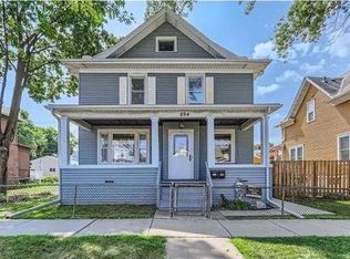 894 James Ave FLOOR 2, Saint Paul, MN 55102
