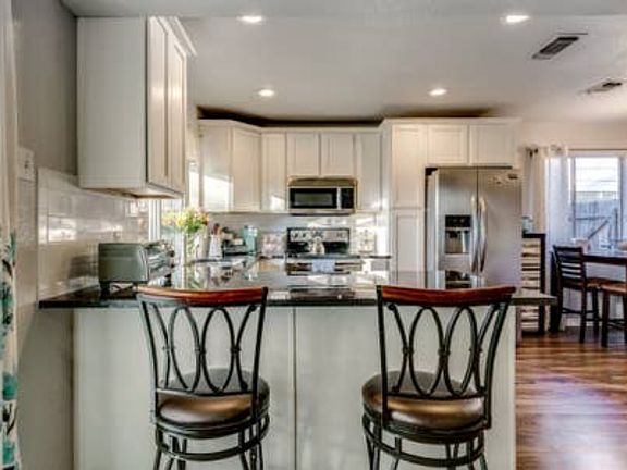 2nd image of 3308 Cornell Dr