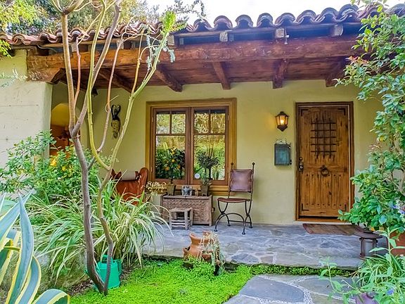 2nd image of 11714 La Maida St