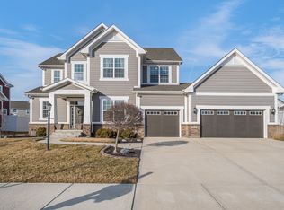 10678 Heatherfield Dr, Fishers, IN 46038