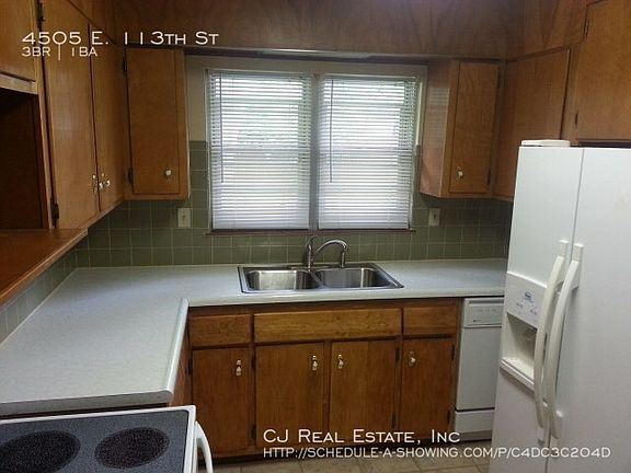 2nd image of 4505 E 113th St