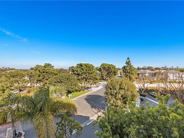 20301 Bluffside Cir APT 315, Huntington Beach, CA 92646