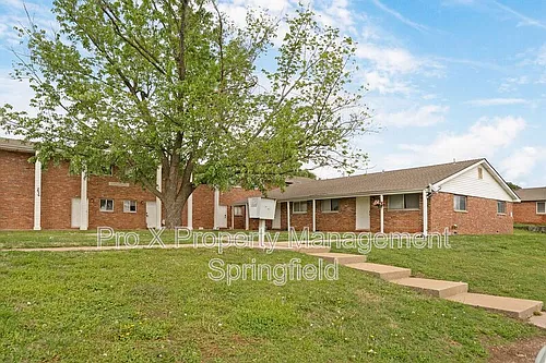 2929 E University St #5 Photo 1