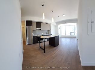 203 College St #1304, Toronto, ON M5T 0C8