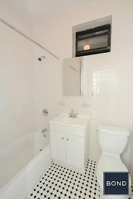 Rented by Bond New York | media 10