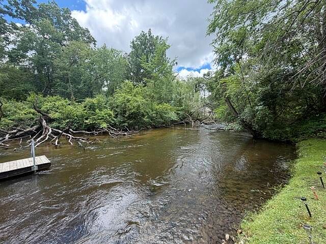 1st image of 125 State Rd