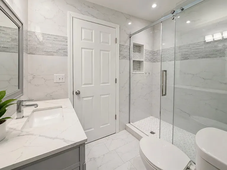 3701 Hunsinger Ln — Photo 9