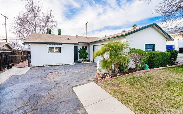 1st image of 28035 Aumond Ave