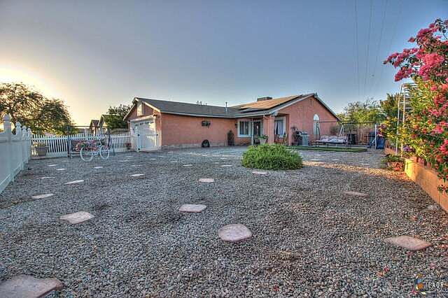 1st image of 110 Driftwood Dr