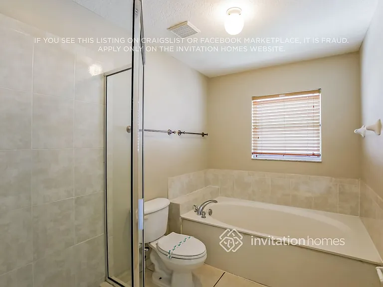 8910 SW 220th Ln — Photo 16