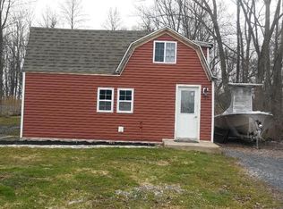12 Dewey Dr, Central Square, NY 13036
