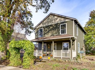801 Jq Adams St, Oregon City, OR 97045