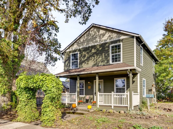 801 Jq Adams St, Oregon City, OR 97045