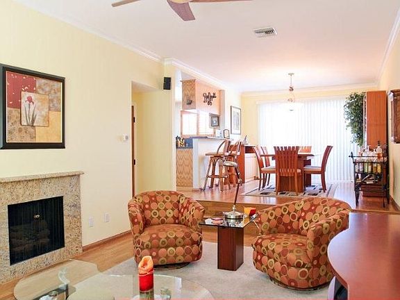 5th image of 22720 Cypress St