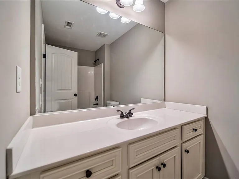 4914 Whisper Creek Ct — Photo 20
