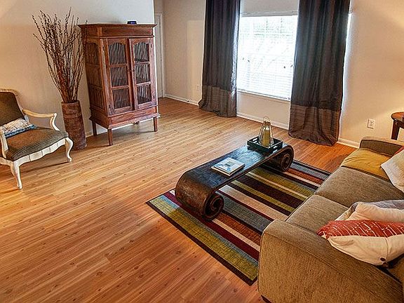 Griffin Apartment Realtor - (832) 434-7368