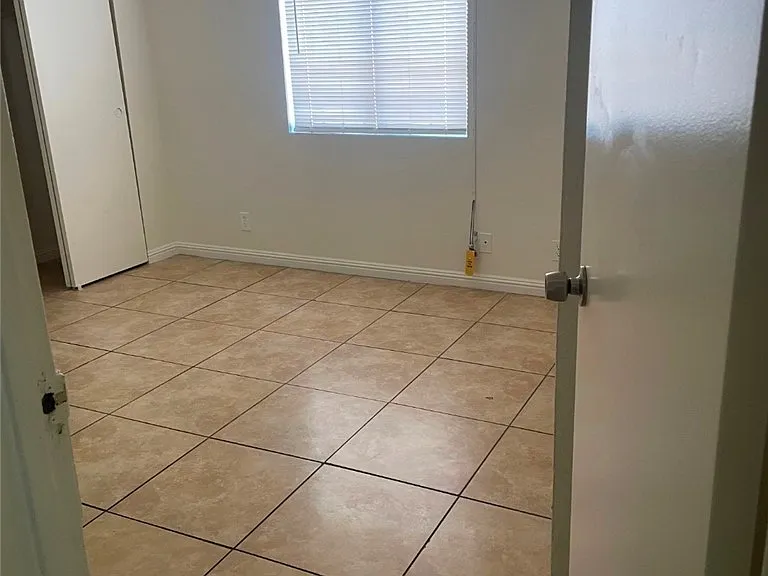 4570 Carriage Park Dr #B — Photo 3