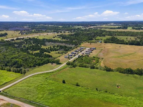 6324 W 3rd St, Stillwater, OK 74075