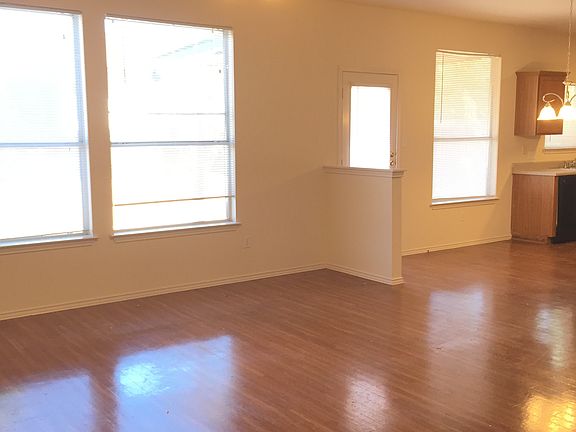 3rd image of 1508 Lobo Mountain Ln