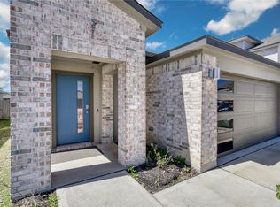 917 Kickapoo Ln, College Station, TX 77845