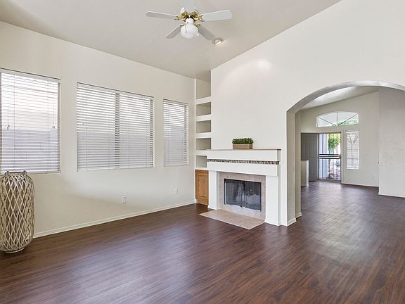 5th image of 4312 E Milton Dr
