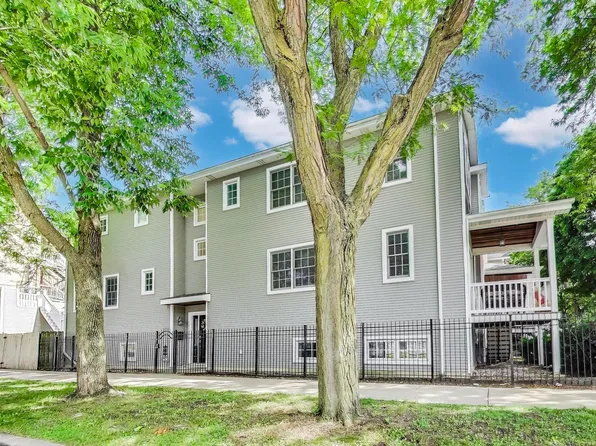 4257 N Saint Louis Ave, Chicago, IL 60618