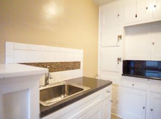 2267 NW Glisan St #304, Portland, OR 97210