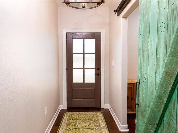 3rd image of 675 Dayna Ln